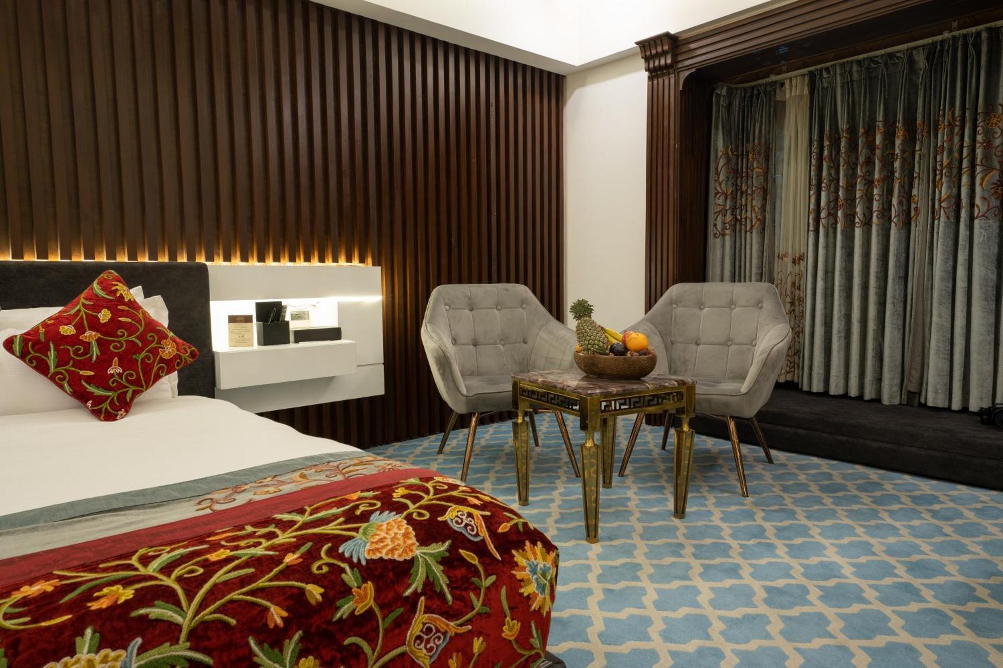 Hotel Snowland, Srinagar 외부 사진