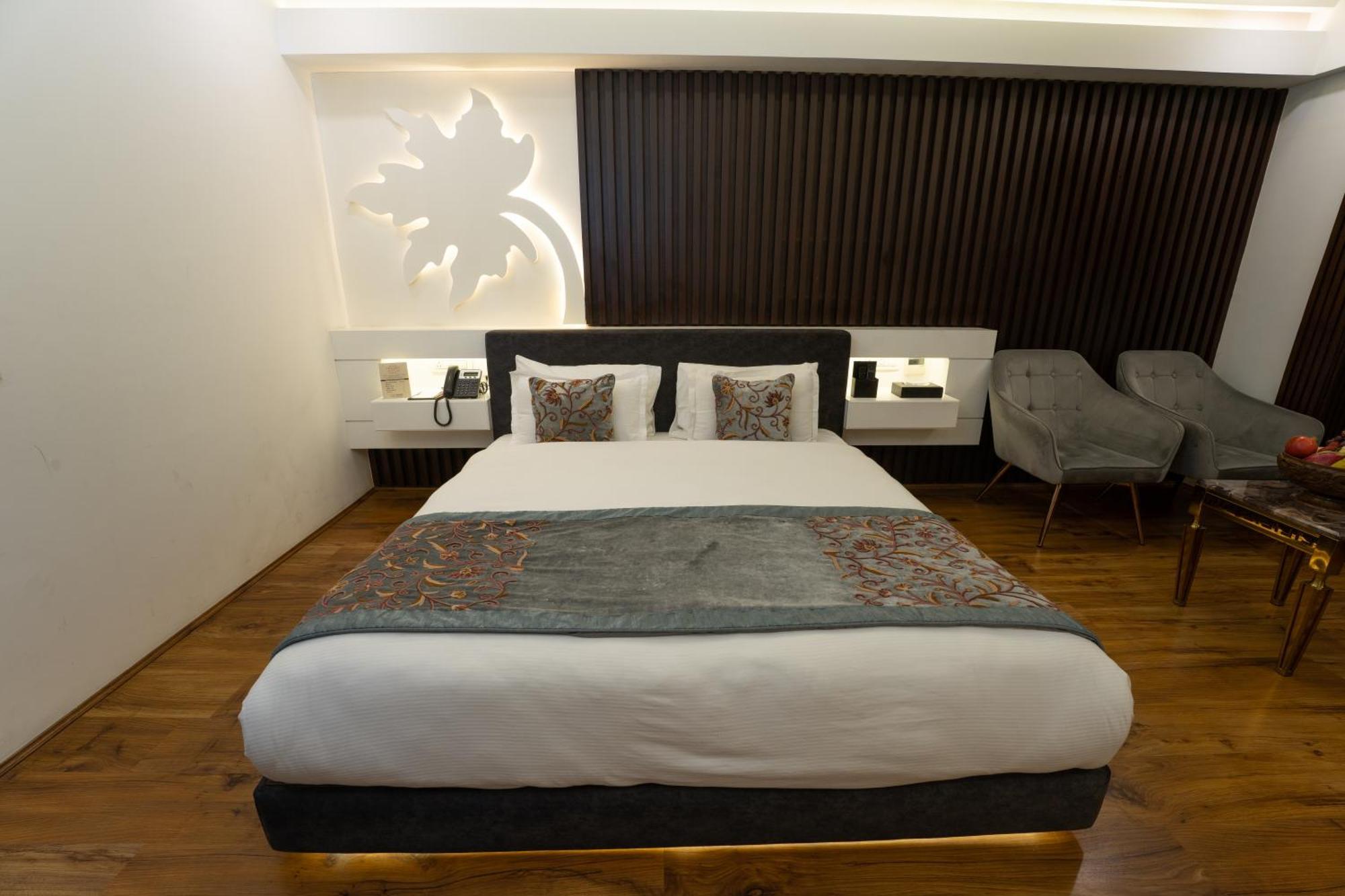 Hotel Snowland, Srinagar 외부 사진